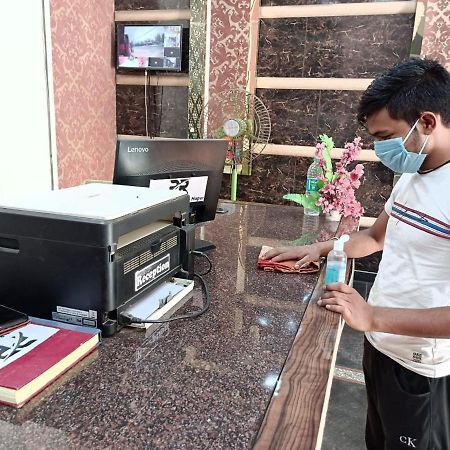 Hotel Prakash Regency Hapur Extérieur photo