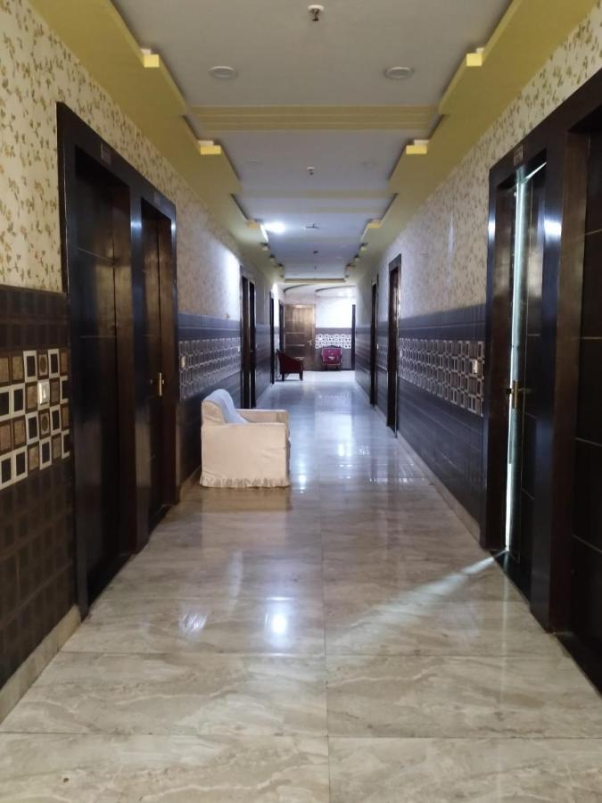 Hotel Prakash Regency Hapur Extérieur photo