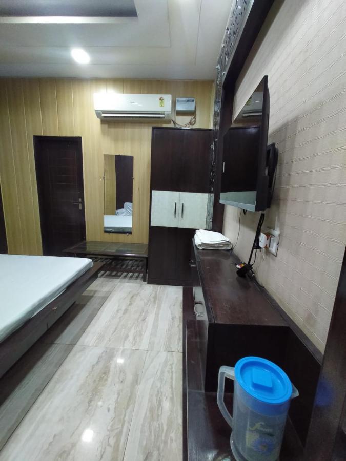 Hotel Prakash Regency Hapur Extérieur photo