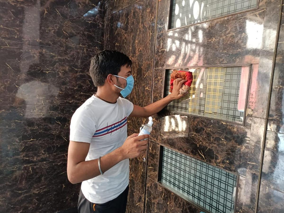 Hotel Prakash Regency Hapur Extérieur photo